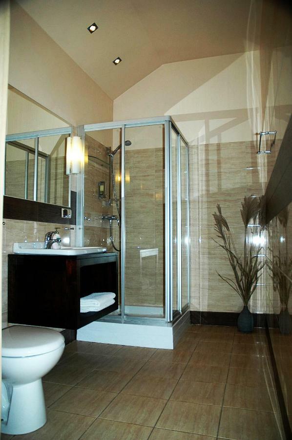 Bedrooms 3 Maja 15A Lodz  Exterior photo