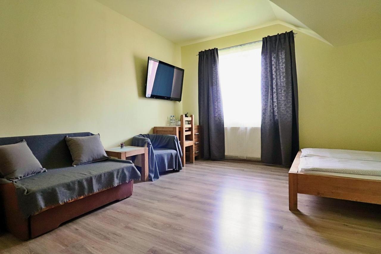 Bedrooms 3 Maja 15A Lodz  Exterior photo